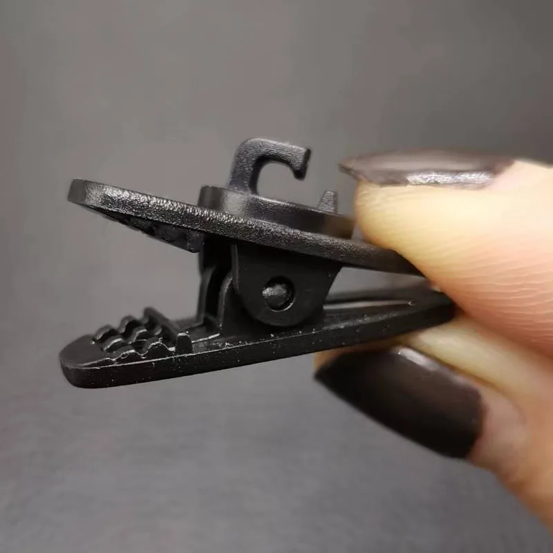 ที่หนีบสำหรับหูฟังชุดหูฟังคอปกสายหูฟังอุปกรณ์เสริมสำหรับ MP3/4ปกป้อง