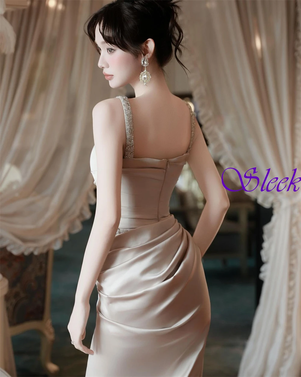 

Customized Modern Strapless Satin Evening Dress Graceful Spaghetti Straps Prom Dress Delicate Beading Celebrity Gowns