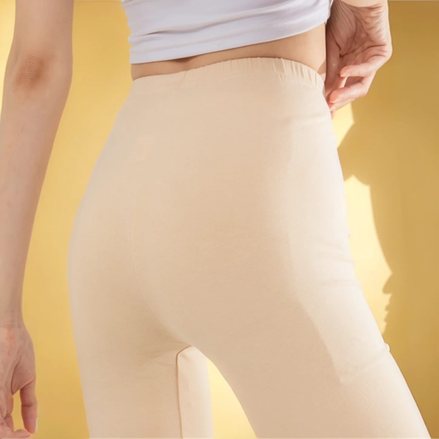 سراويل اللياقة البدنية النسائية 2025 امرأة مايكرو القرن يغطي الرجل تنفس الموضوع زائد تمتد Pantalones الربيع لامعة سوداء السيدات كبيرة