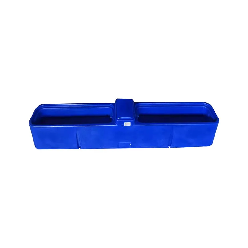 Customized drinking tank, 4 meters 6 holes anti-freeze and thermal insulation drinking tank for ranch
