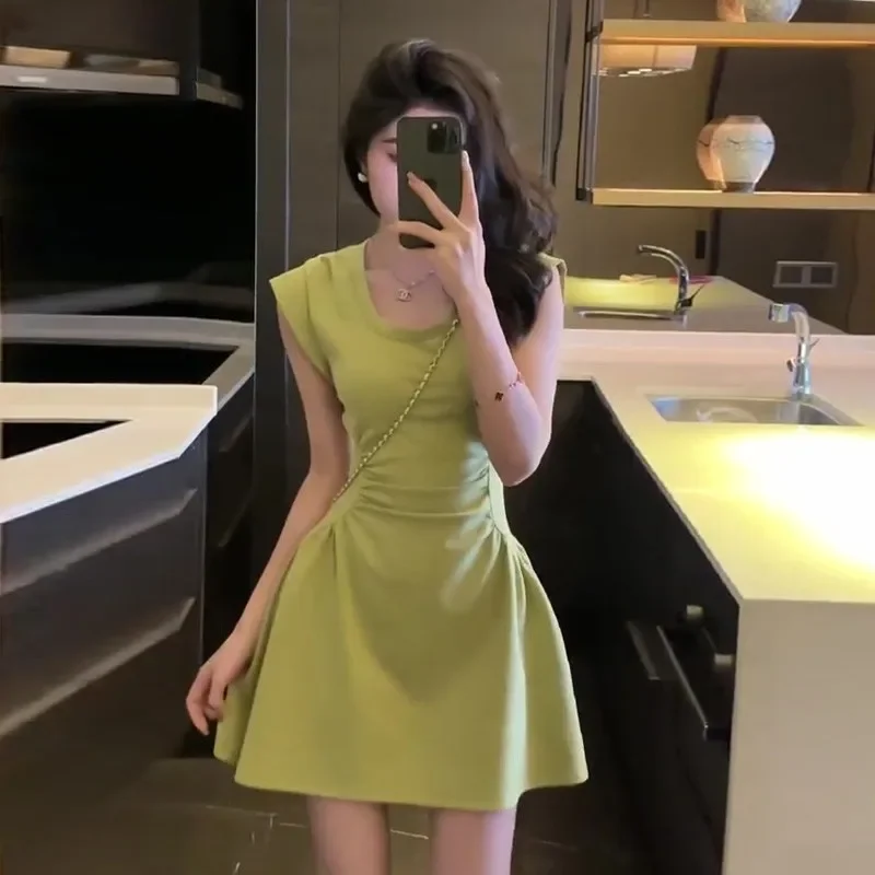 French Style High-End Feel Waist-Fitted Slimming Green Dress For Women Summer New Arrival Pure Desire Aesthetic Elegant Versatil