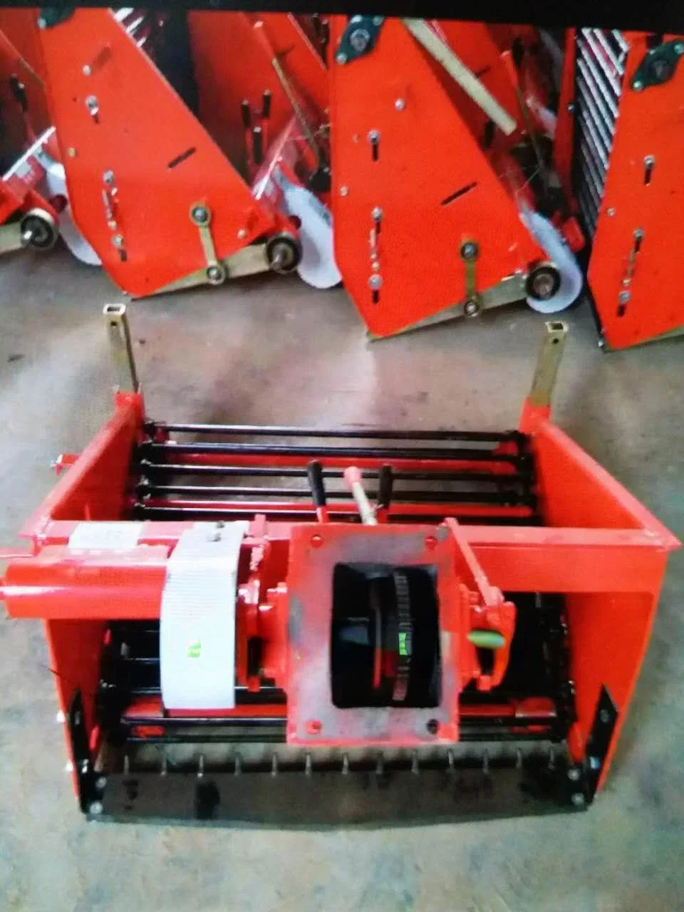 Potato harvester matched with walking tractor Hot sales Hot sales Hot sales