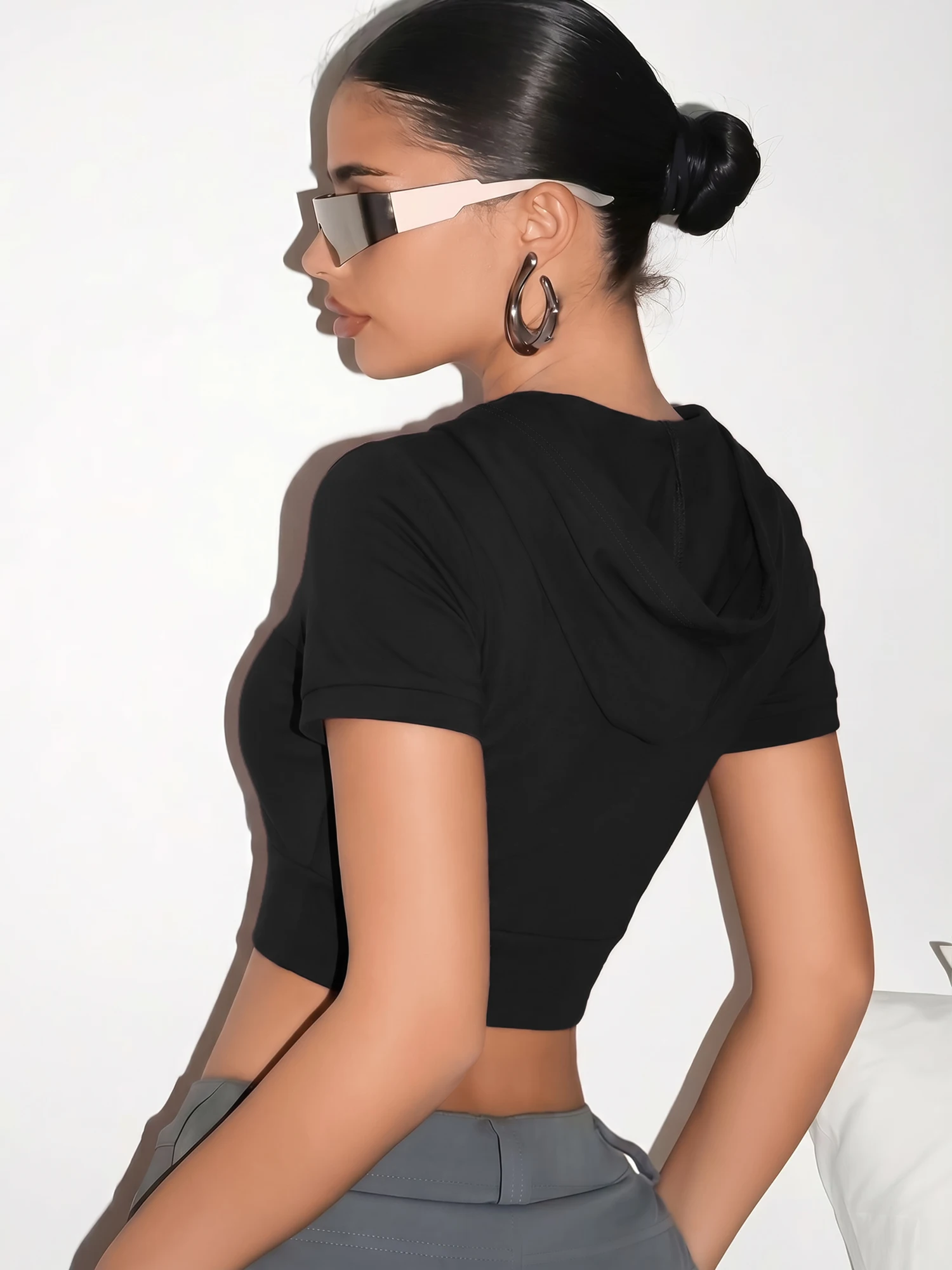 Vintage Y2K Elastic Cropped Hooded Zip T-shirt Short Sleeve Ladies Hip Hop Daily Athletic Top