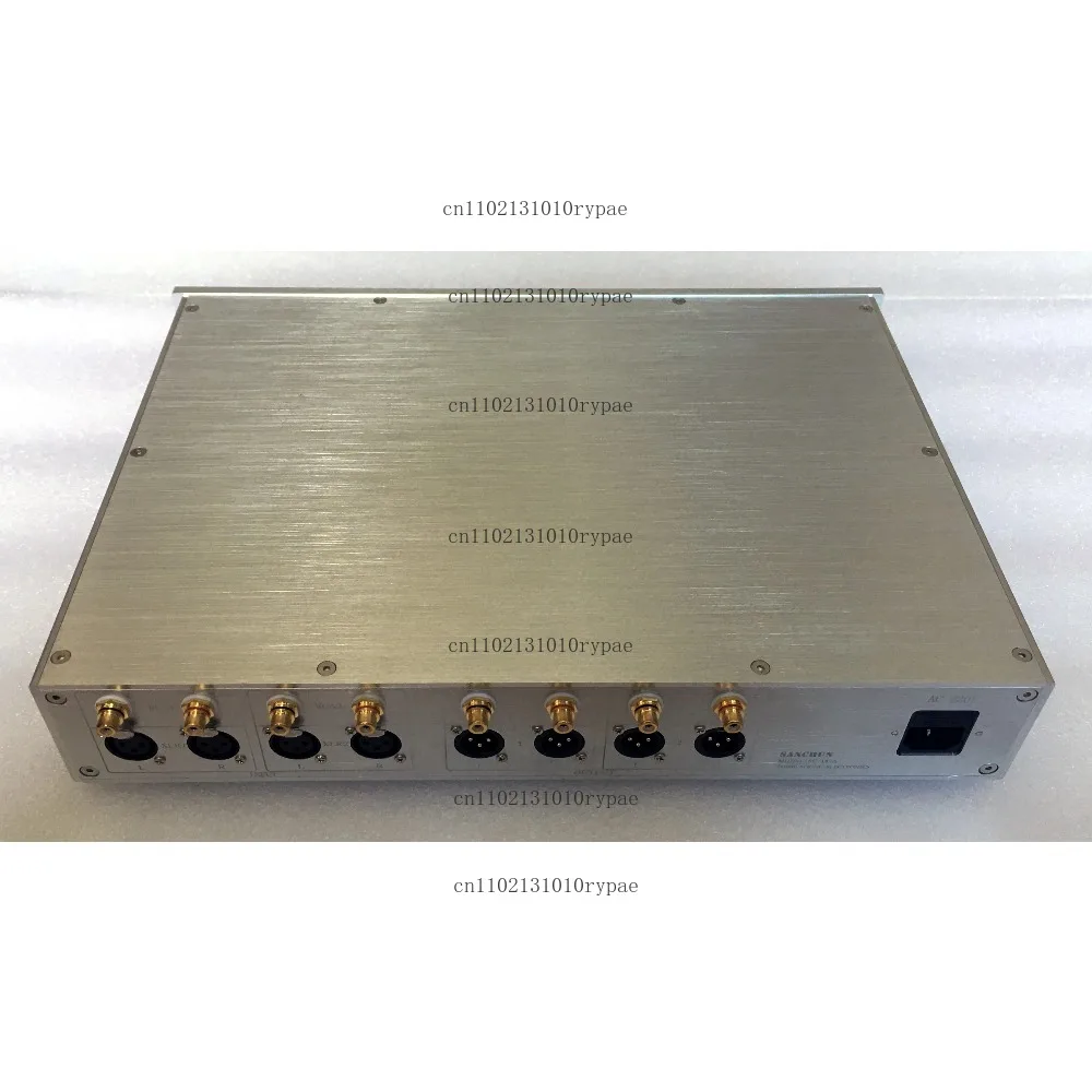 Balanced passive  Remote control preamplifier volume controller  input preamp 4 road  input LED display