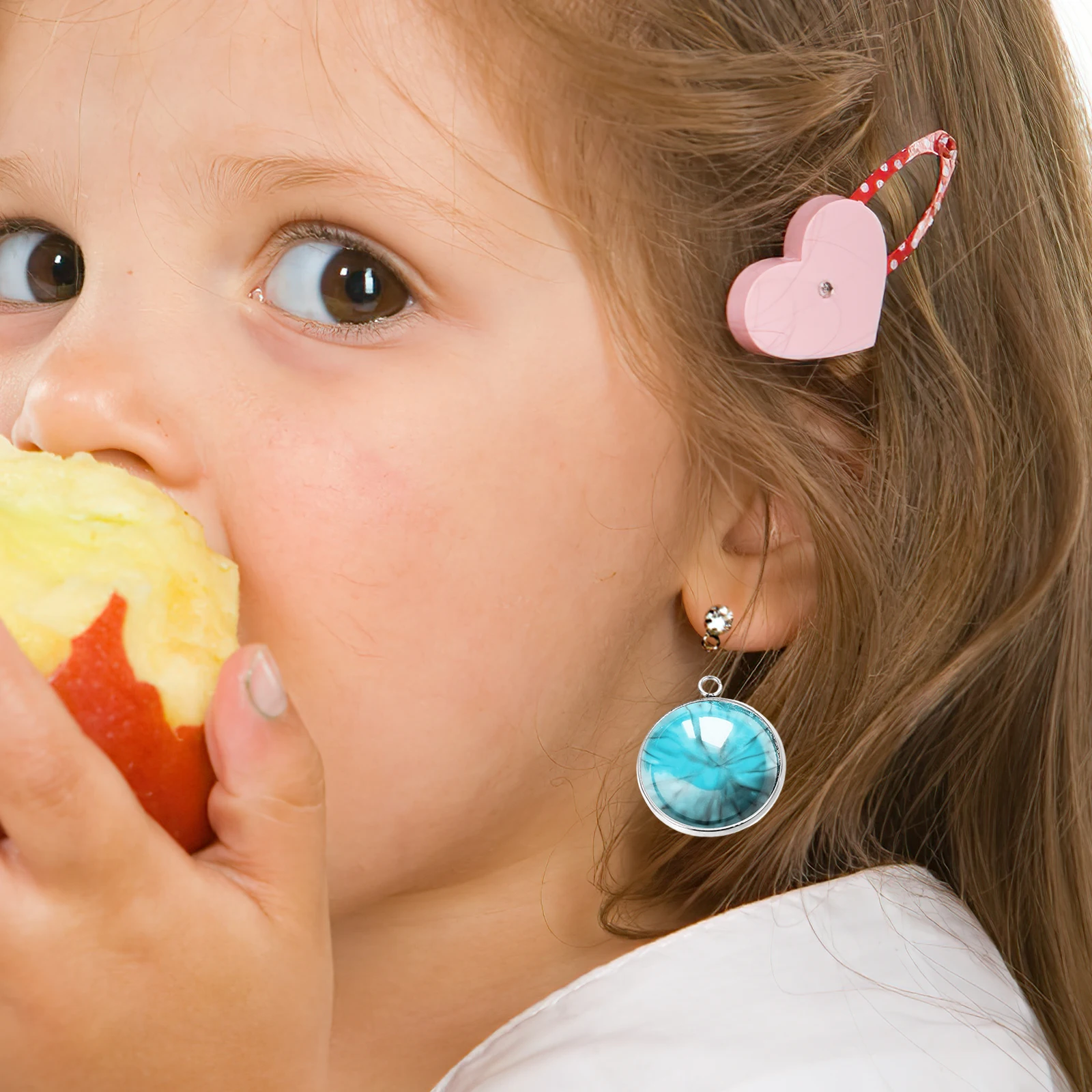 

80Pcs Jewelry Making Pendant Trays Stainless Steel Bezel Bases DIY Inlay Charms Smooth Edges Elegant Design Perfect for Custom