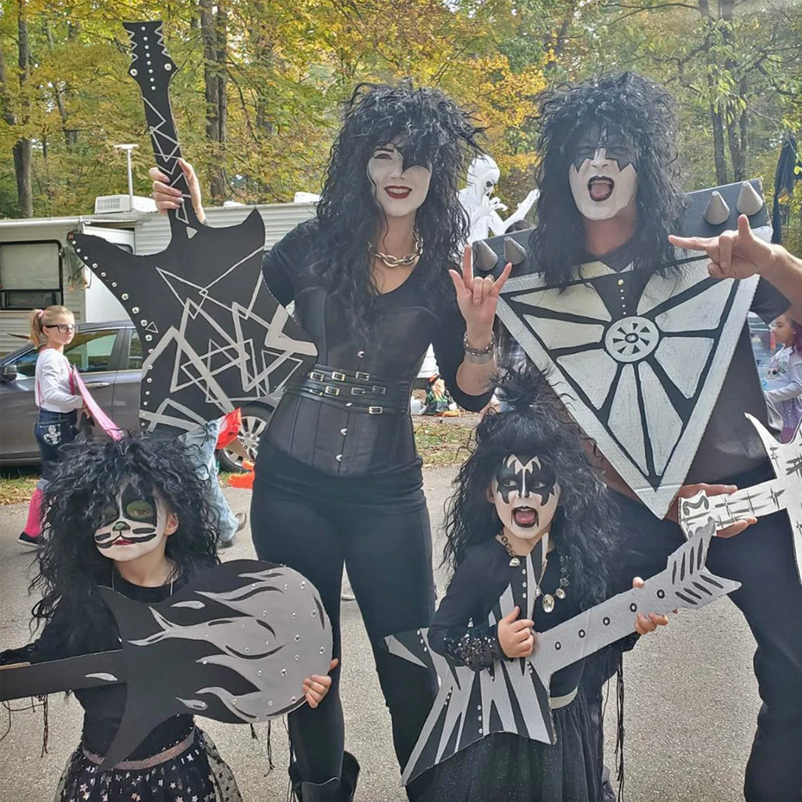 Tereshar 80s kostiumowa peruka syntetyczna dla mężczyzn długie kręcone czarne Rocker metalowa peruka żaroodporne Halloween na imprezę Cosplay peruki