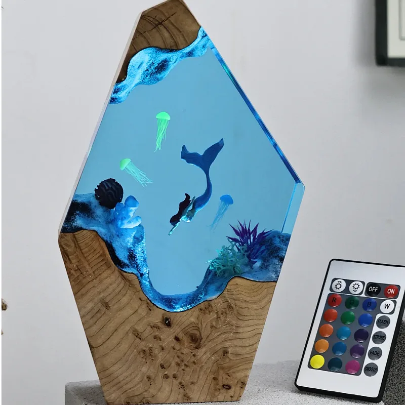 

Скульптура из массива дерева и смолы: Русалка и медуза из мира водных обитателей. Декор для дома, атмосферное украшение, ручная работа, красивый подарок.