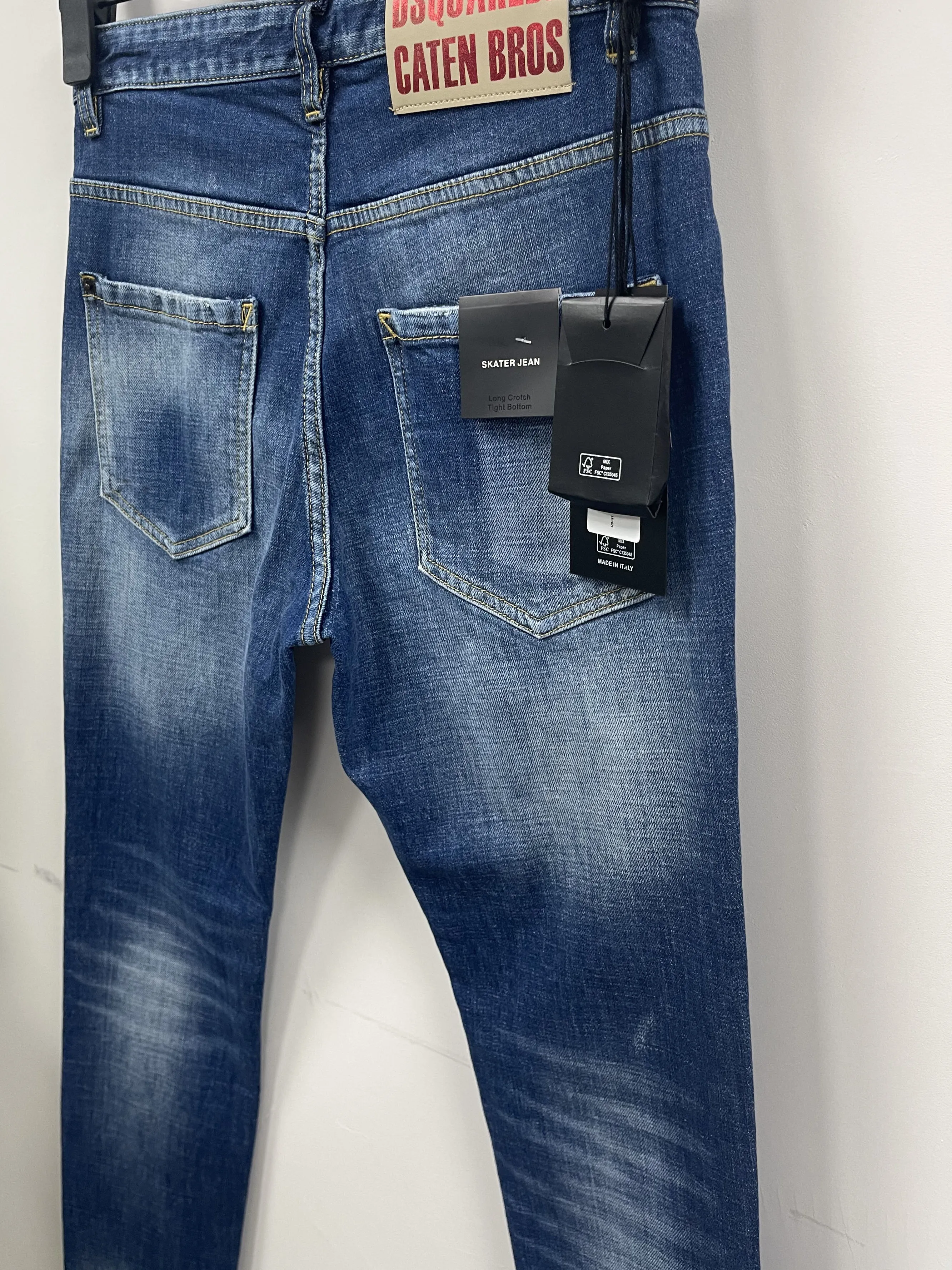 2024 Spring/Summer New Trendy Men's Washed, Worn Out, Patched, Fashionable, Versatile, Small Feet, Blue D2 Jeans for Men