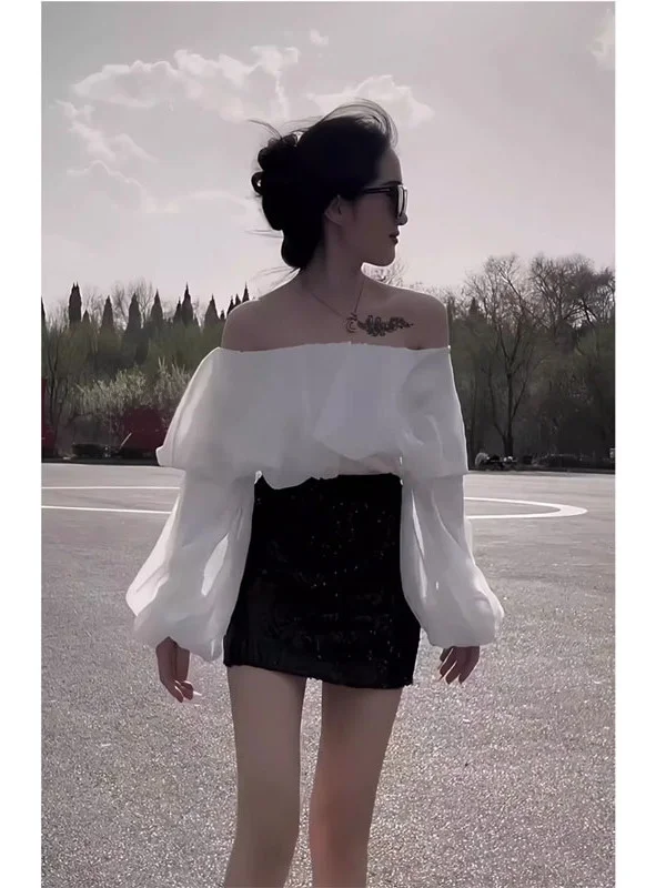 

Elegant White Shirt with Shoulder Bared Bubble Sleeves And One Shoulder Neckline in Chiffon for Women Spring 2026 Commute Style