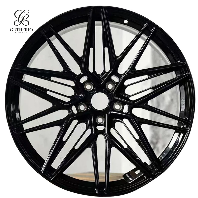 

Suitable for modified wheels of Discovery Defender, Nio, Li, AITO, and Zeekr. Forged modified wheels 5*120*114.3*108