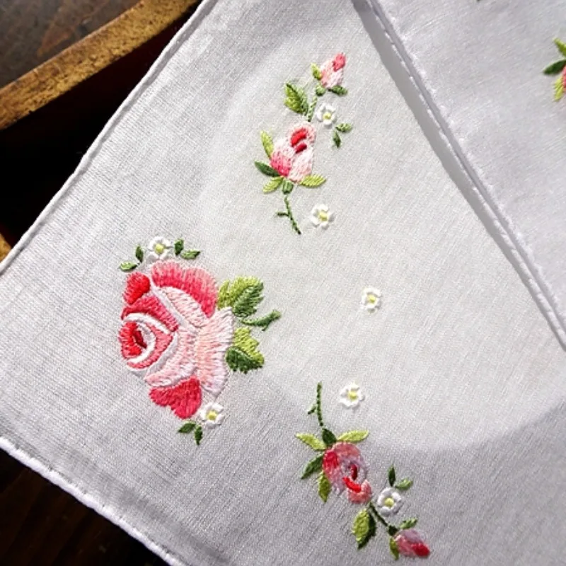 4PCS Vintage Cotton Hand-embroidered Handkerchief Square  Rose Cover 30CM