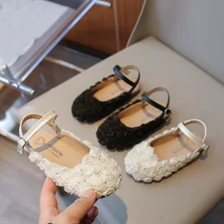 Sandali per neonate Nuovo 2024 Estate Bambini Scarpe da principessa floreali Suola morbida Vacanza Spiaggia Appartamenti Scarpe casual per bambini Taglia 23-34