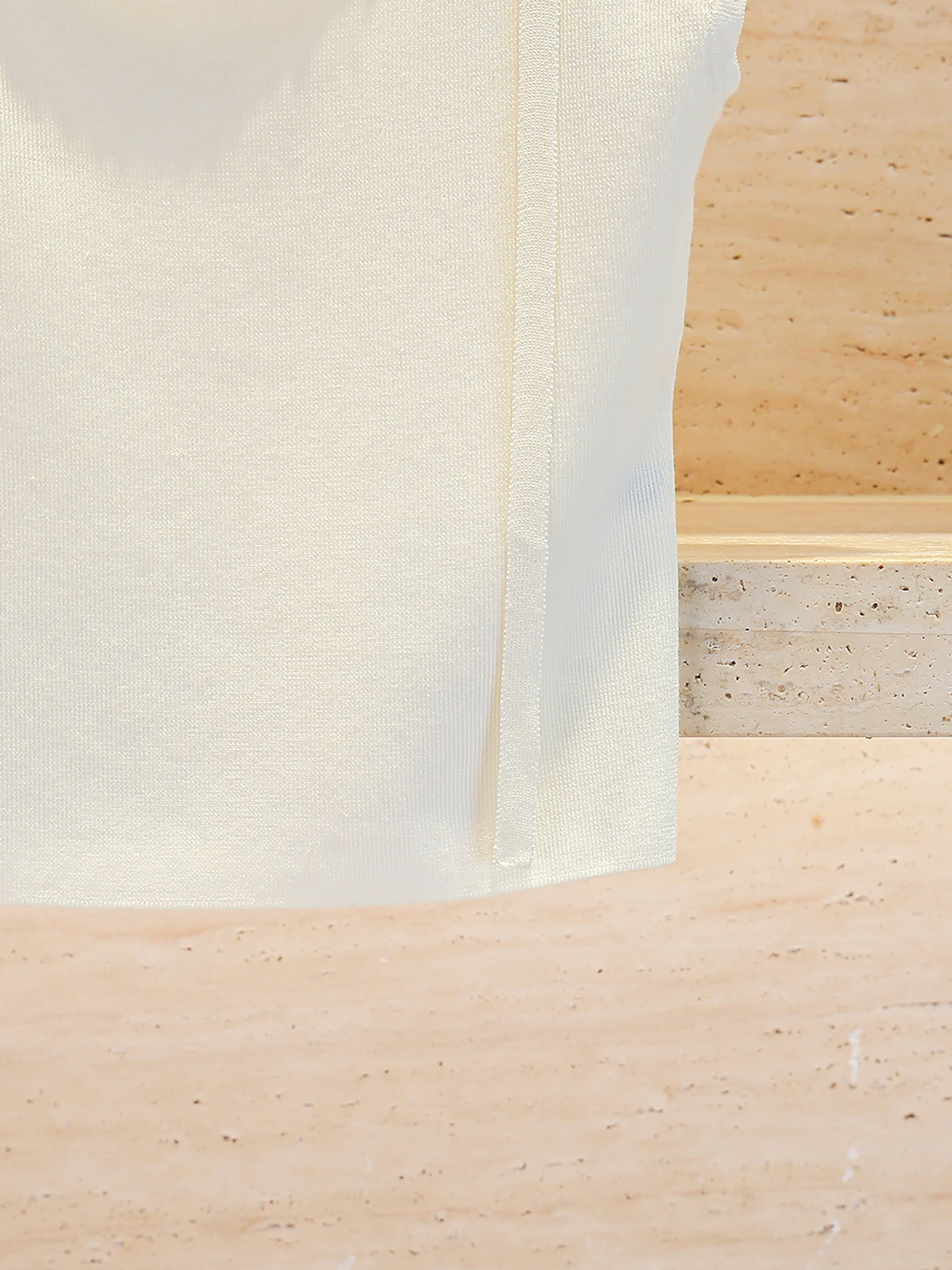 South Oil High-End Women's Knitted Vest Summer 2025 Small Fraance Sle Beaded Flower Top Women's Faion Commute Sle Sli...