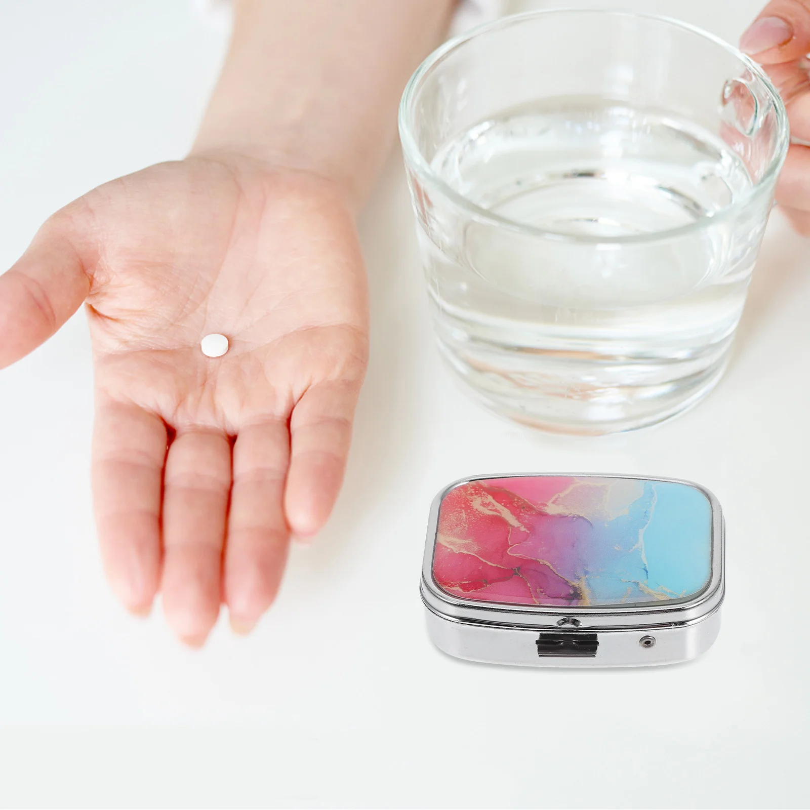 

Компактный металлический контейнер для таблеток с зеркалом, милый маленький органайзер для сумочки, дорожный контейнер для ежедневного хранения лекарств, маленький контейнер для таблеток