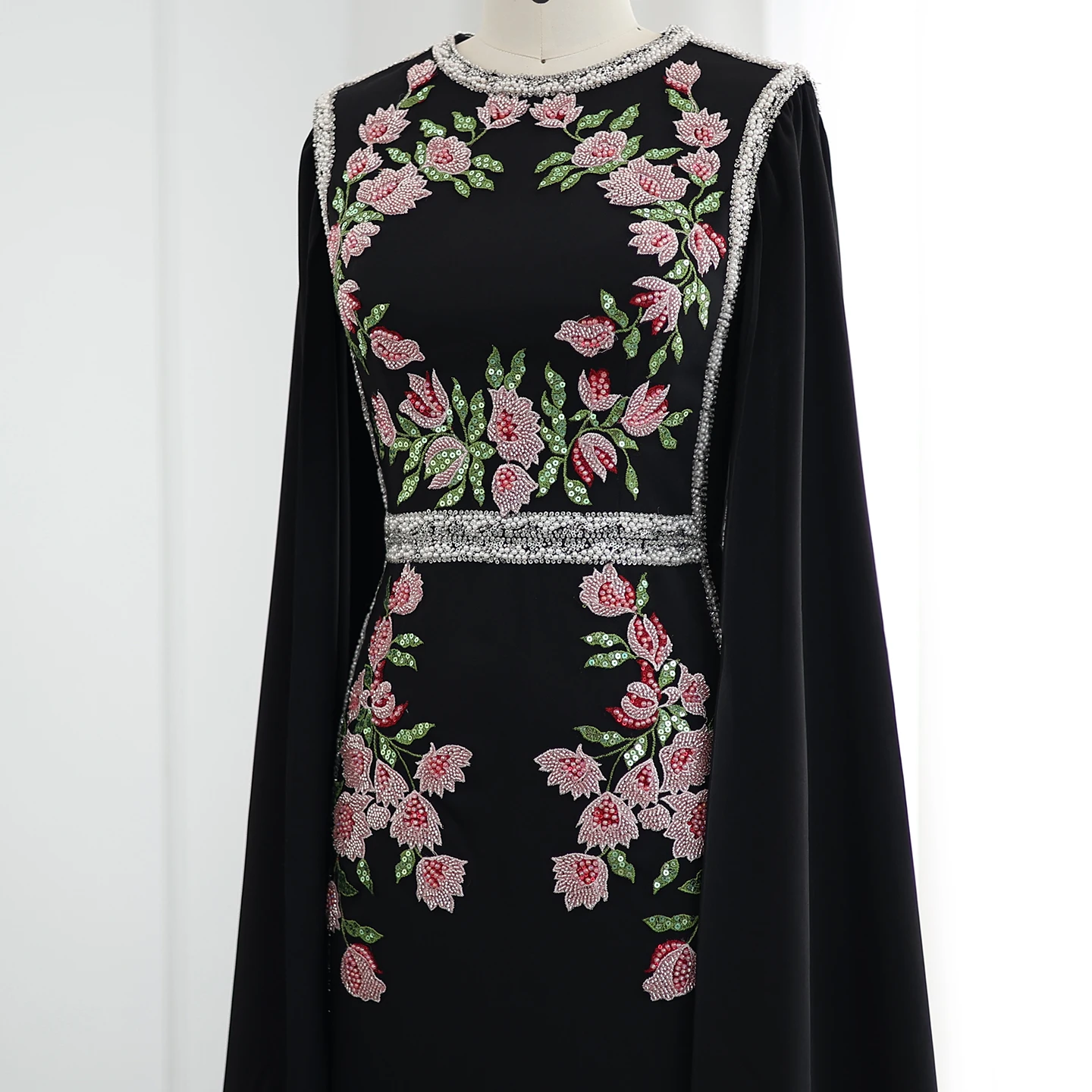 Sharon Said-Robe de soirée noire brodée de perles pour femmes, robes de luxe avec manches cape, fête de mariage de Dubaï, tout ce qui est personnalisé, SS487