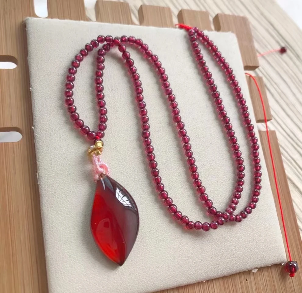 

Natural Red Garnet Quartz Water Drop Pendant Women Men 28.5*15.5*6mm Orange Garnet Fashion Gemstone Round Beads Necklace AAAAA