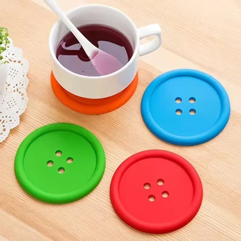 

1Pcs Multiple colors Silicone Cup mat Cute Colorful Button Cup Coaster Cushion Holder Drink Cup Placemat Mat Pads Coffee Pad