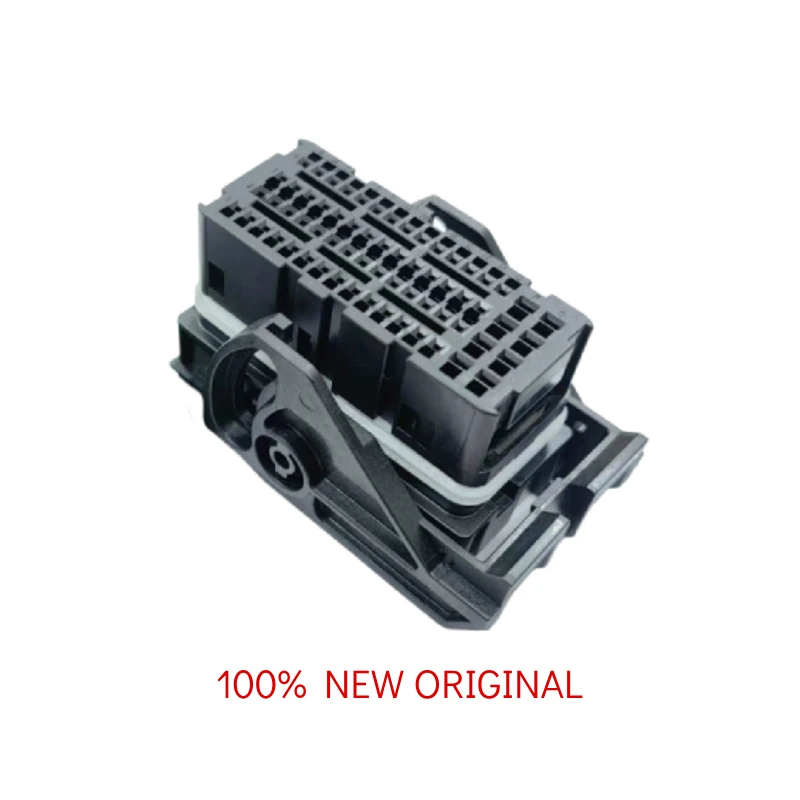 

2137489-1,Housing for Female Terminals,TE,Wire-to-Board/Wire-to-Device Connection,48P/64P,MQS,Automotive Connector,2050036-1