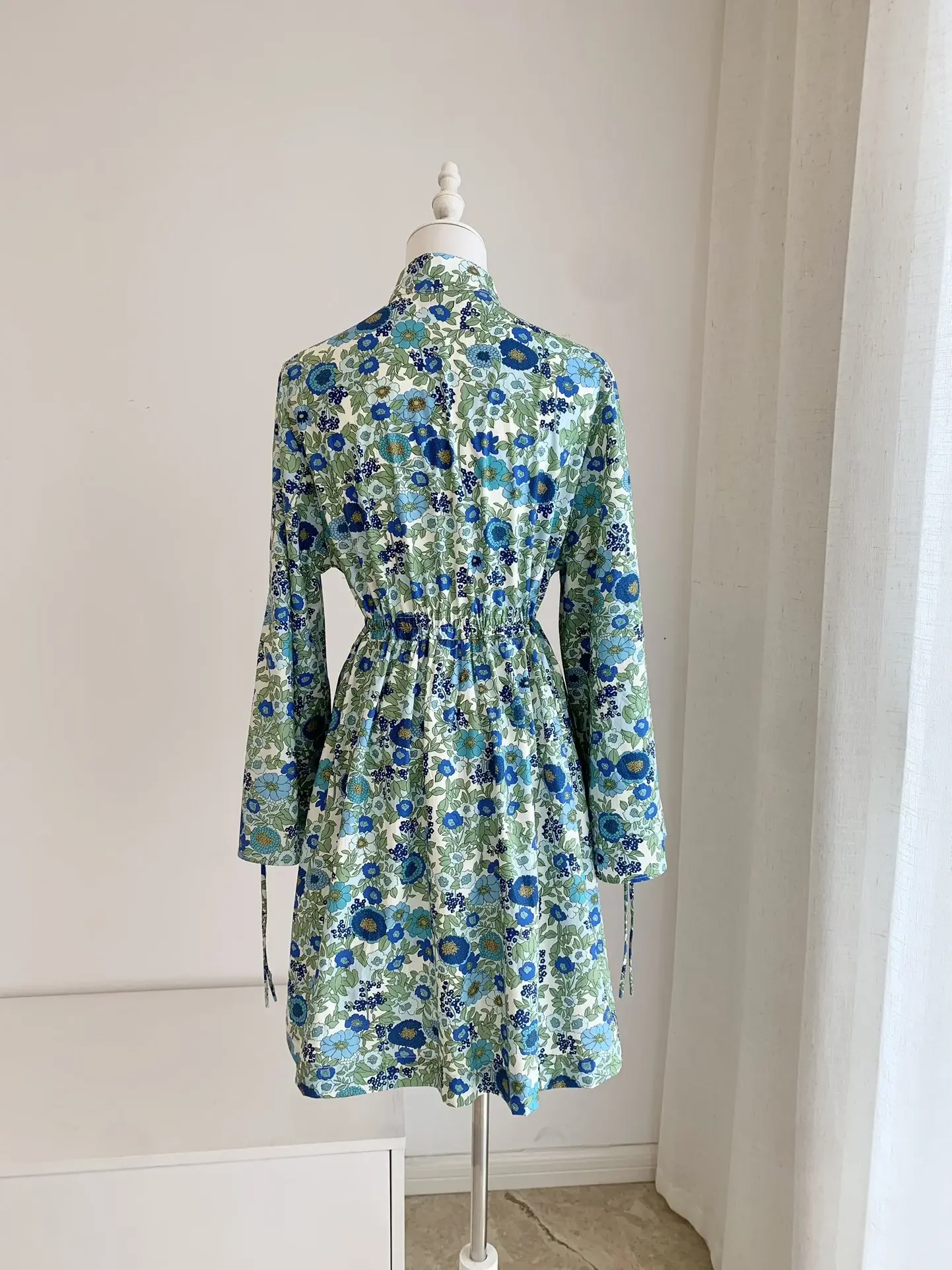 Dames katoenen bloemenprint mini-shirtjurk met lange mouwen Trekkoord zomer nieuwe stijl 2025, retro design casual comfortabele jurk