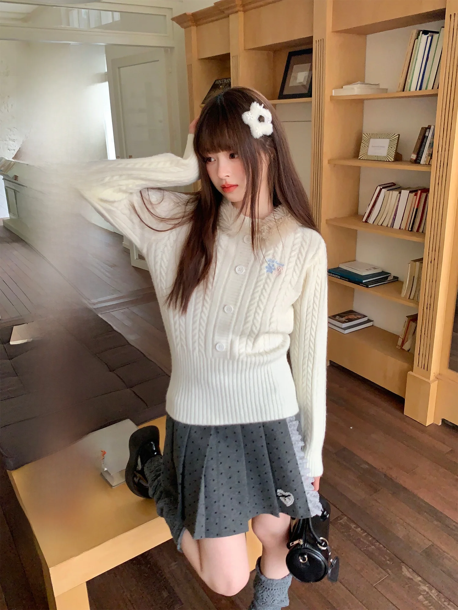 

BibiBency Spring Season Two-Tone Snowflake Embroidery Knitted Long Sve Thin Women's Base irt Warm Soft Casual Sle