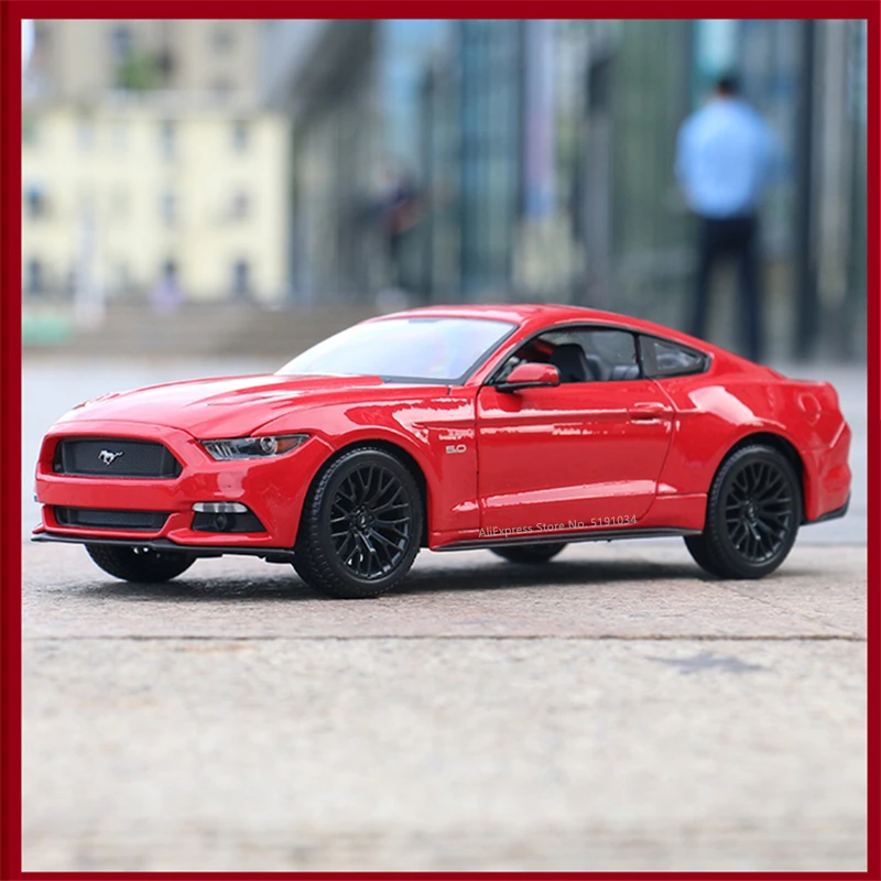 Maisto 1:18 2015 Ford Mustang GT  car alloy car model simulation car decoration collection gift toy Die casting model boy toy