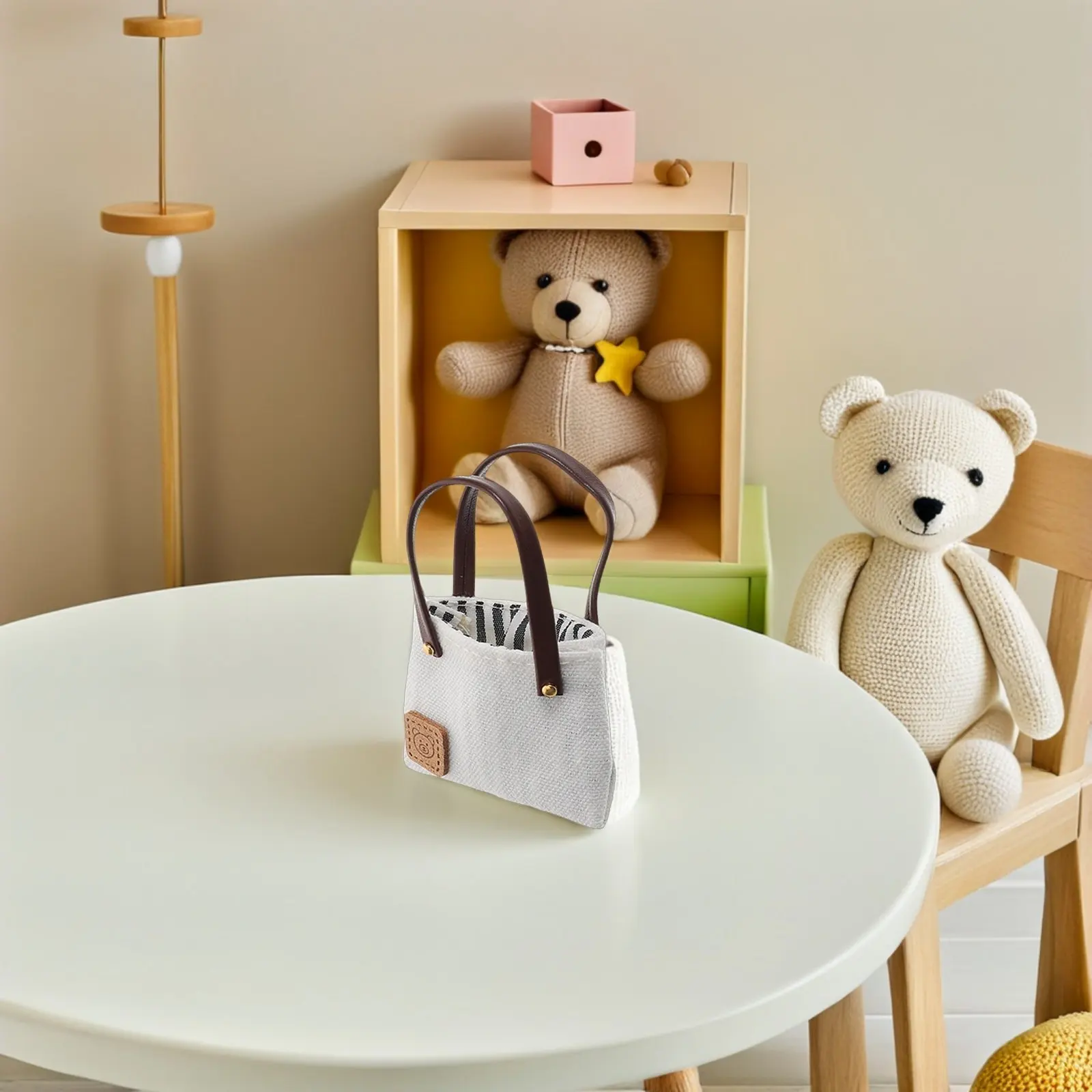 

4Pcs Tiny Handheld Bag Models 1:12 Size Decorative Tote for Mini House Setup Roleplay Photography Prop Collection Accessory Set