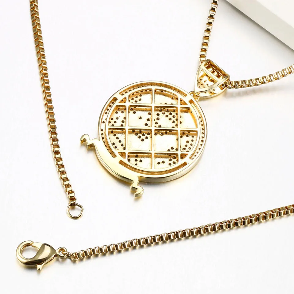 Portrait Gold Coin  Round Pendant Plated Gold Iced Out Gift For Men Women Accessories Jewelry