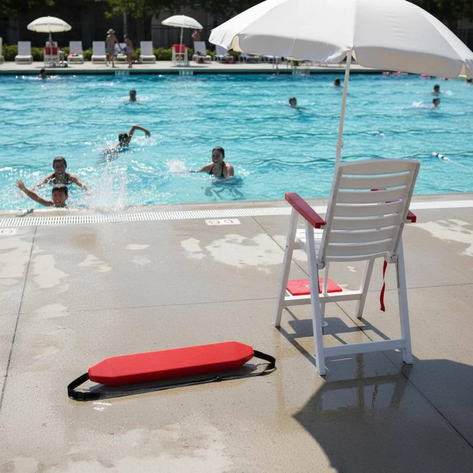 lifeguard-buoy-safety-buoy-long-lasting-lifeguard-safety-buoy-lifeguard-buoy-buoy-easy-to-grip-handles-lifeguard-buoy