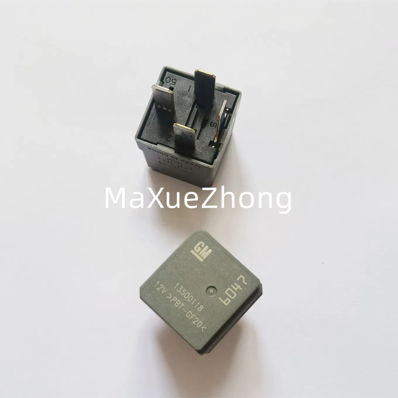

Original new 100% auto relay 13500118 12VDC PBT-GF20 4pin
