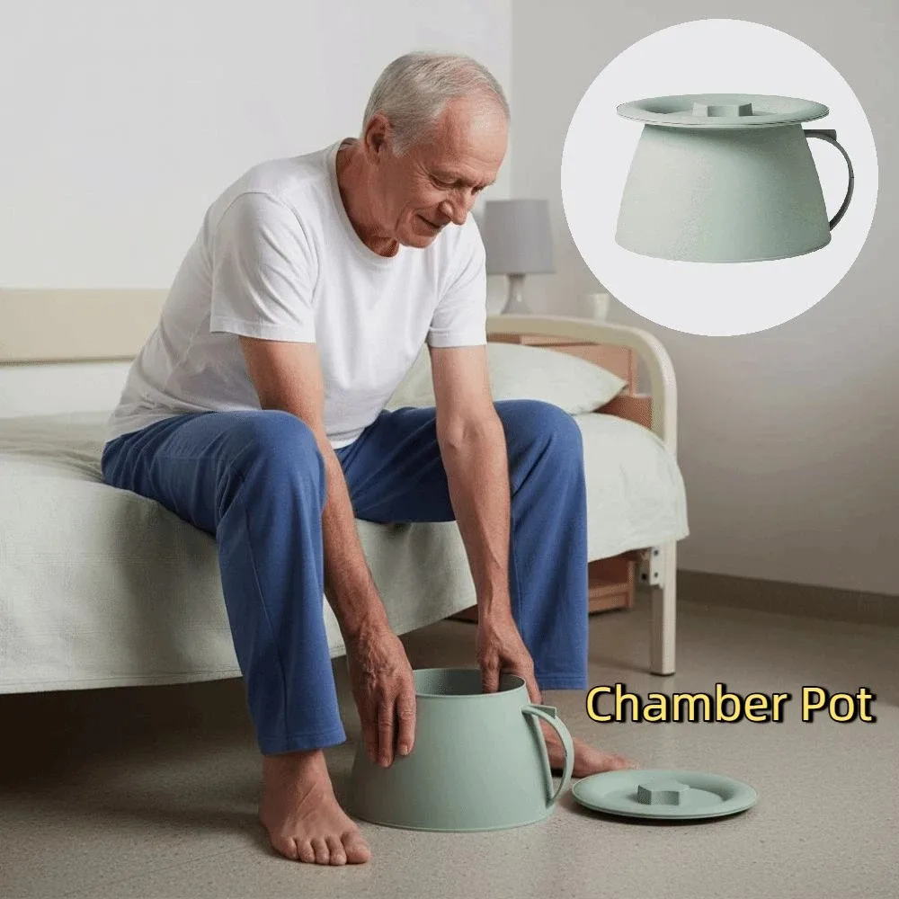 Sanitary 1.5L Chamber Pot Leak-Proof Thickened Spittoon with Handle with Lid Pee Bucket Outdoor