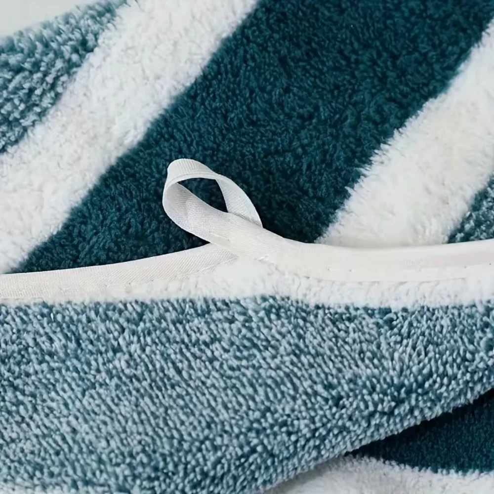 Ultra-Soft Striped Bath Towels 3
