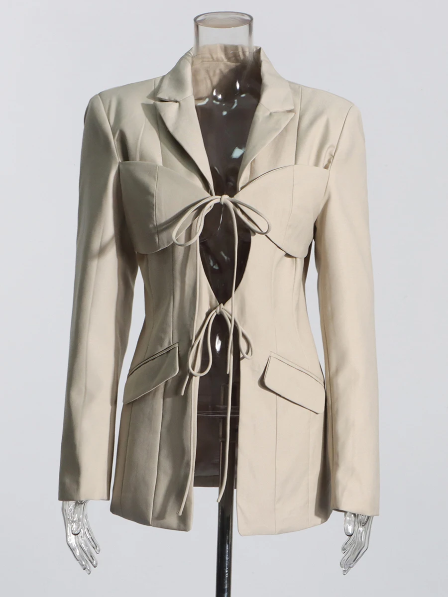 TWOTWINSTYLE الصلبة التخسيس تقسم الدانتيل يصل بليزرات أنيقة للنساء التلبيب طويلة الأكمام تونك الجوف خارج الموضة السترة الإناث