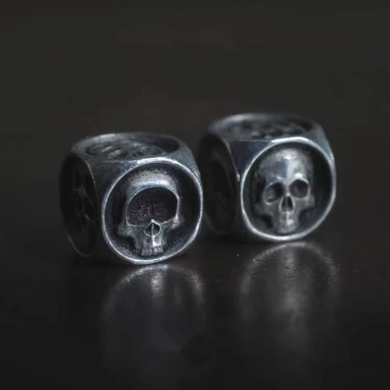 Goth Punk Style Skull Bones Dice 6 Sided silver Skeleton Dice