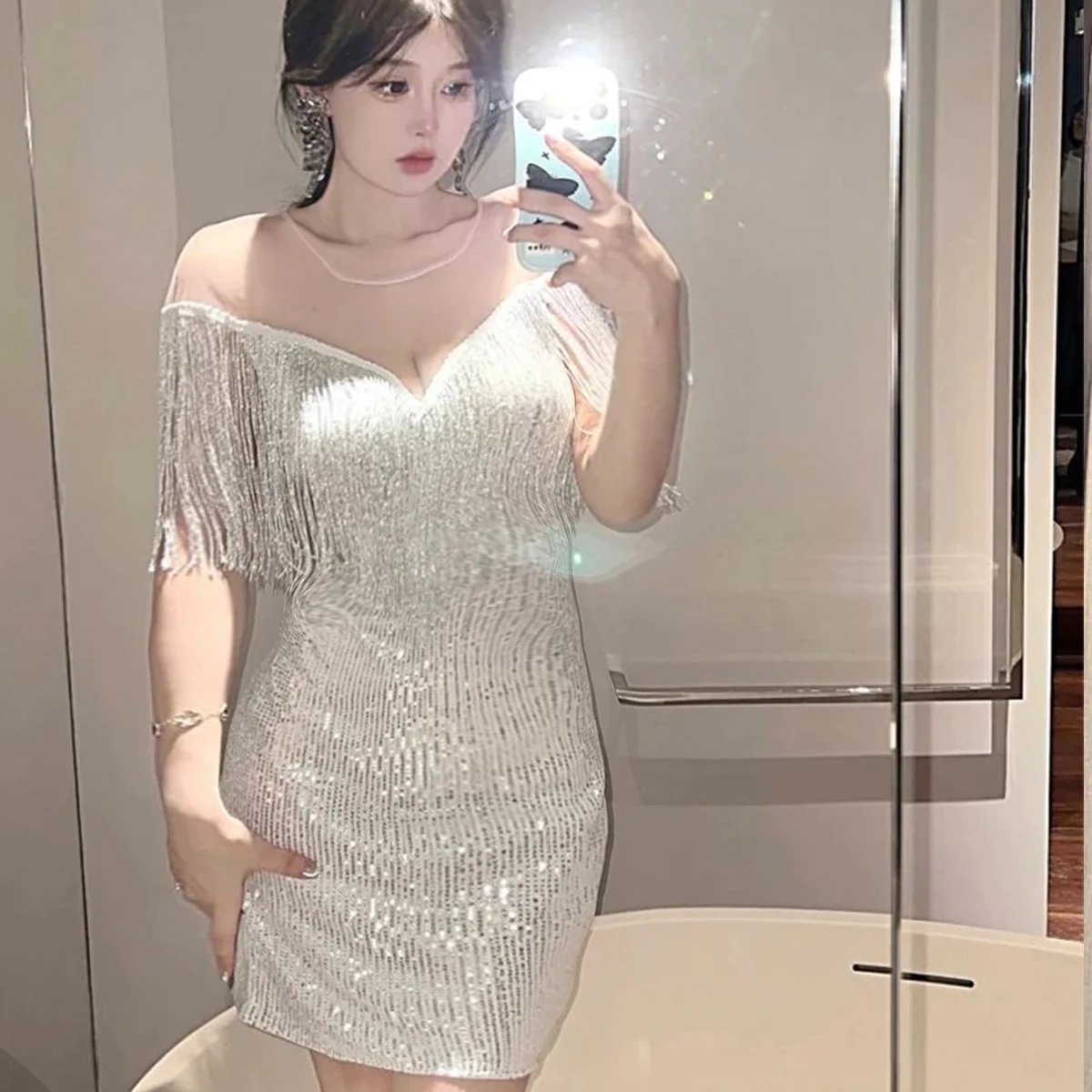 Plus Size Fashionable Sequin Dress Women Tassel Mesh Transparent O-neck Evening Dress Sexy Hollow Cocktail Party Dresses