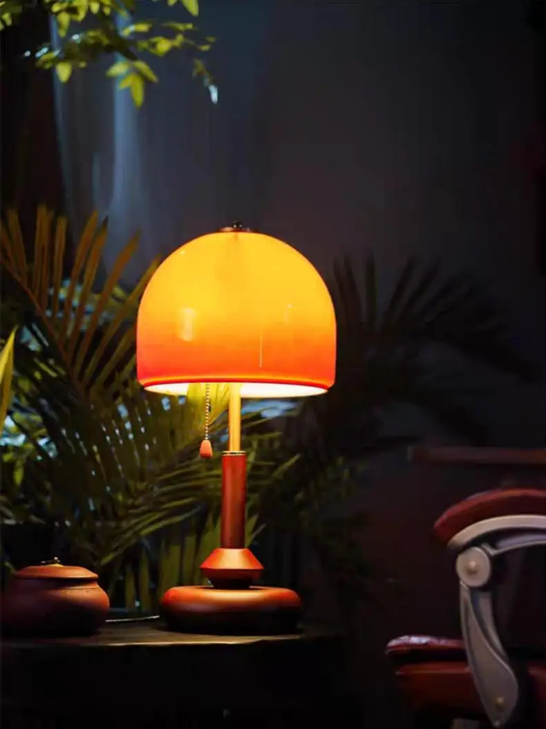Retro Table Lamp Atmosphere Suitable