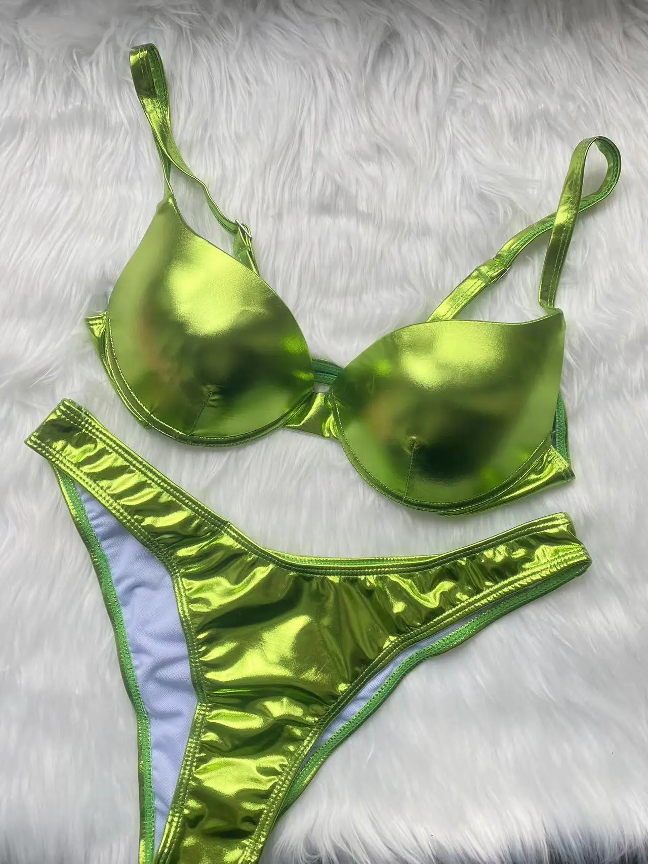 Traje de baño metálico con sujetador acolchado para mujer, conjunto de Bikini con tanga Sexy, bañador plateado y dorado, ropa de playa, verano,