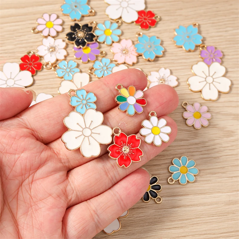 10 Stück Niedliche Bunte Emaille-Blumen-Anhänger für Ohrringe, Halsketten, Armbänder, DIY-Handwerk, Schmuckherstellung und Zubehör – Detail 2
