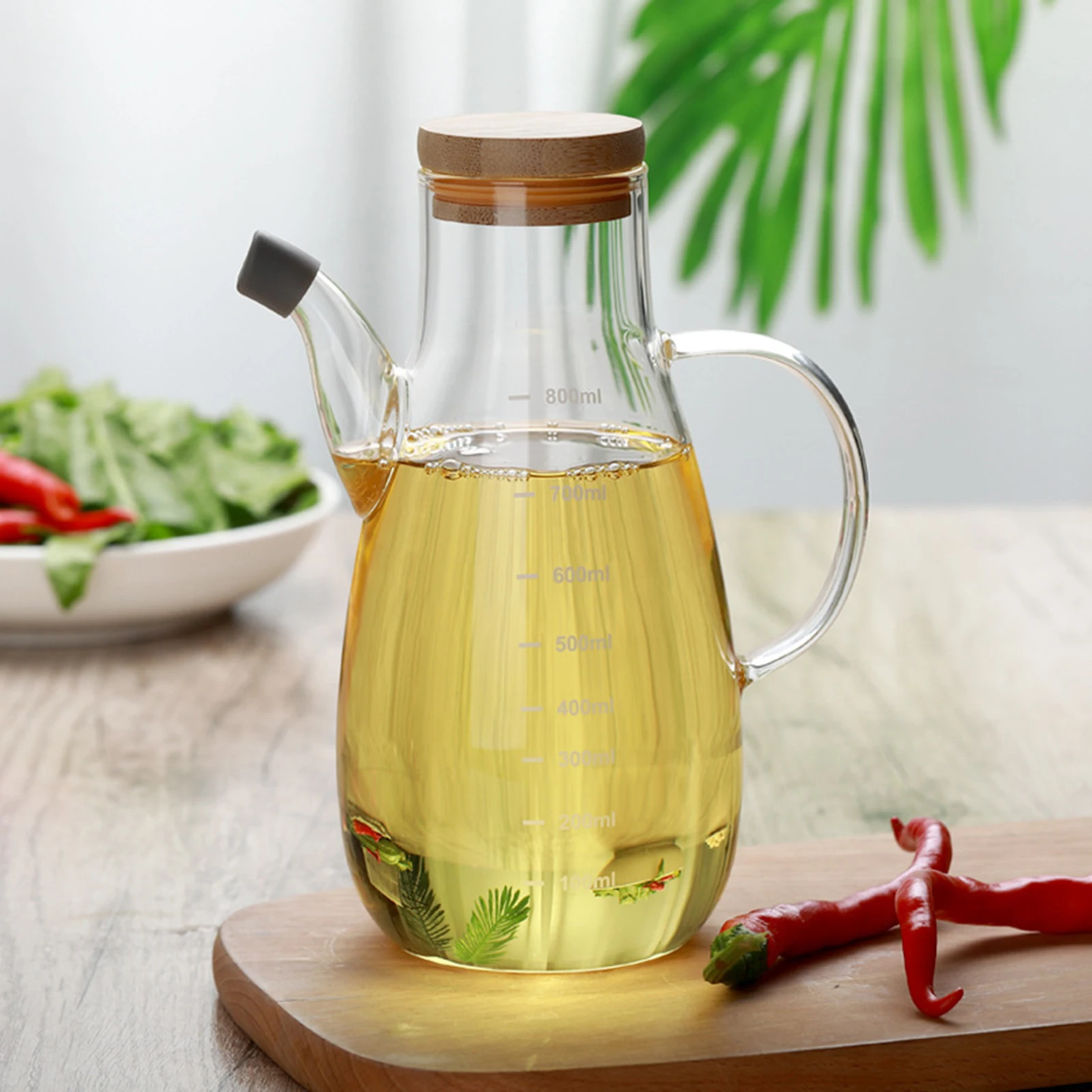 Kitchen Oil Pot Oil Bottle with Automatically Return Oil Drip Port for Kitchen Cooking Gadgets