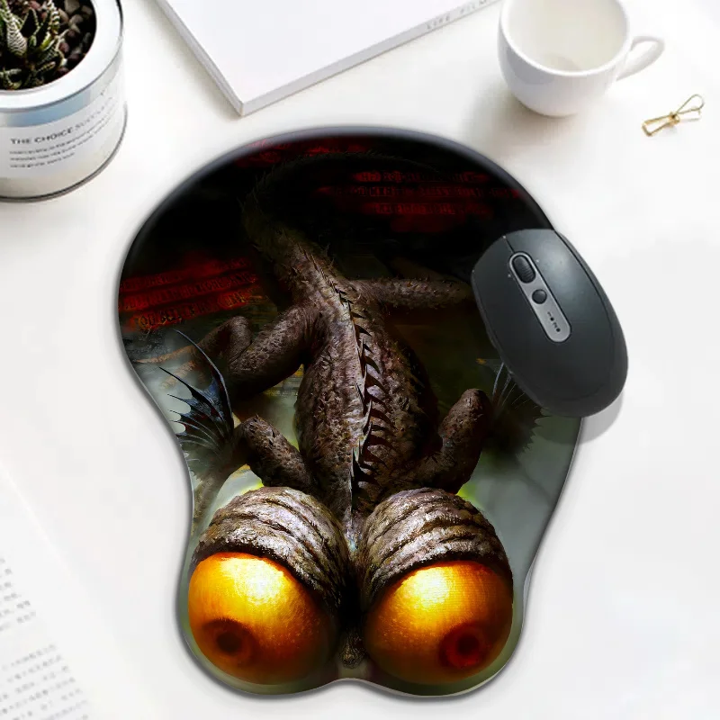 Big Eyed Lizard Funny Holiday Gift Mouse Wrist Rest 3D Silicone Wrist Rest Mouse Pad Funny Desk Pad Use Ergonomic Gaming Pad