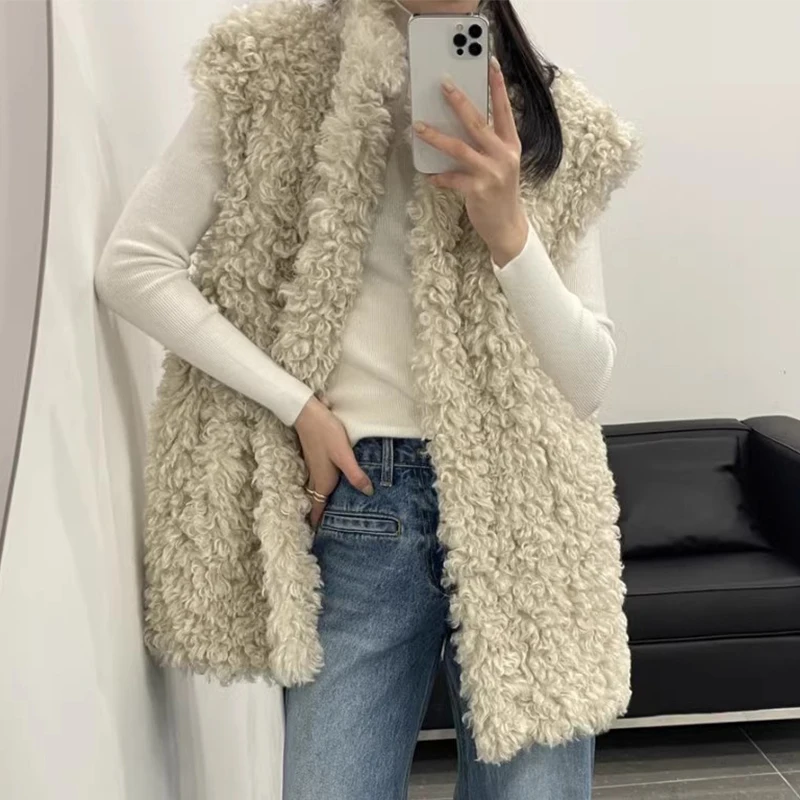 Clothland Women Chic Lamb Fur Waistcoat Open Stitch Sleeveless Vest Female Outwear Fashion Jacket Coat Tops Mujer MA154