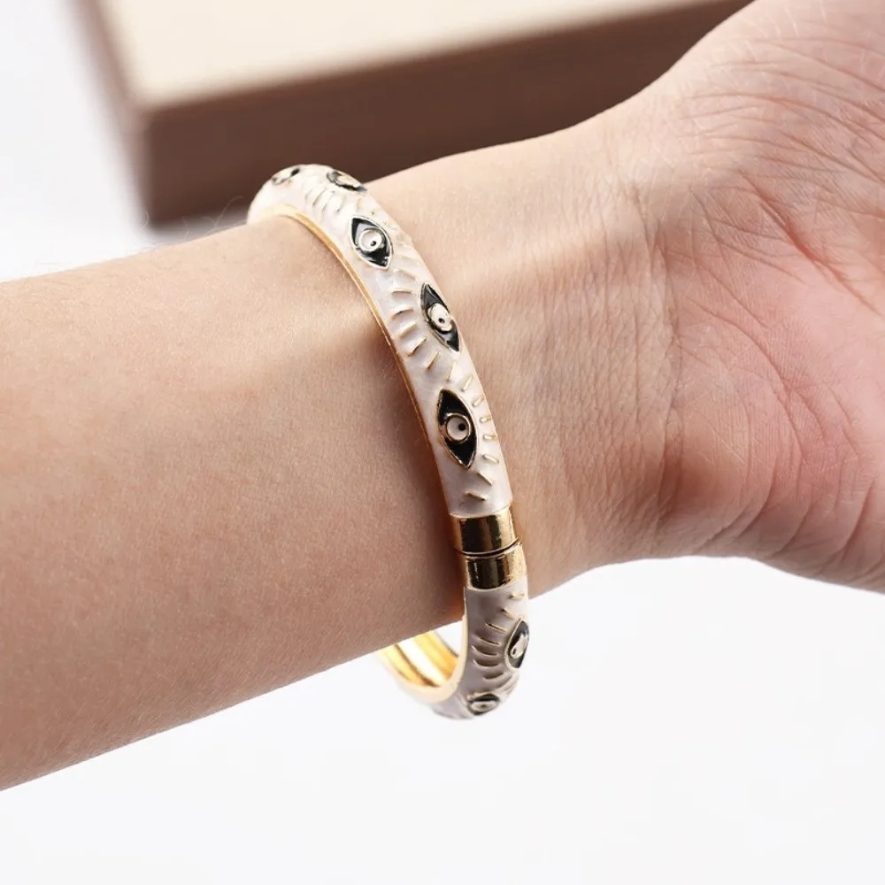 Cool Colorful Demon Eyes Bangle Hip Pop Jewelry Enamel Bangle Exquisite Fashion Hand Bracelet Unisex