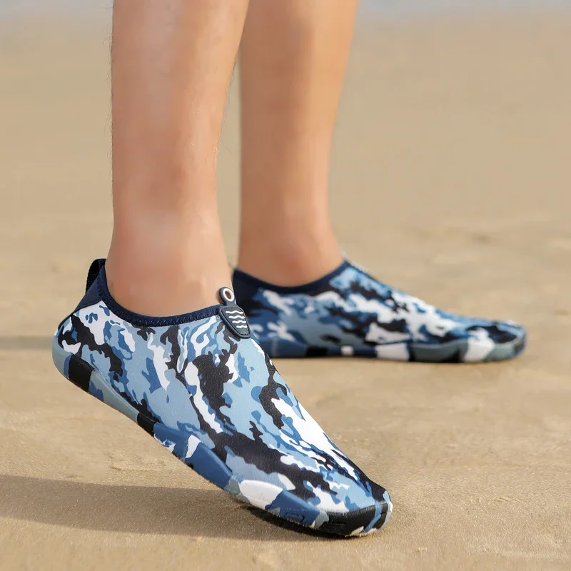 Chaussures d'eau respirantes unisexes pour hommes et femmes, sandales de plage en caoutchouc, chaussettes de plongée en amont, été, Plus 46