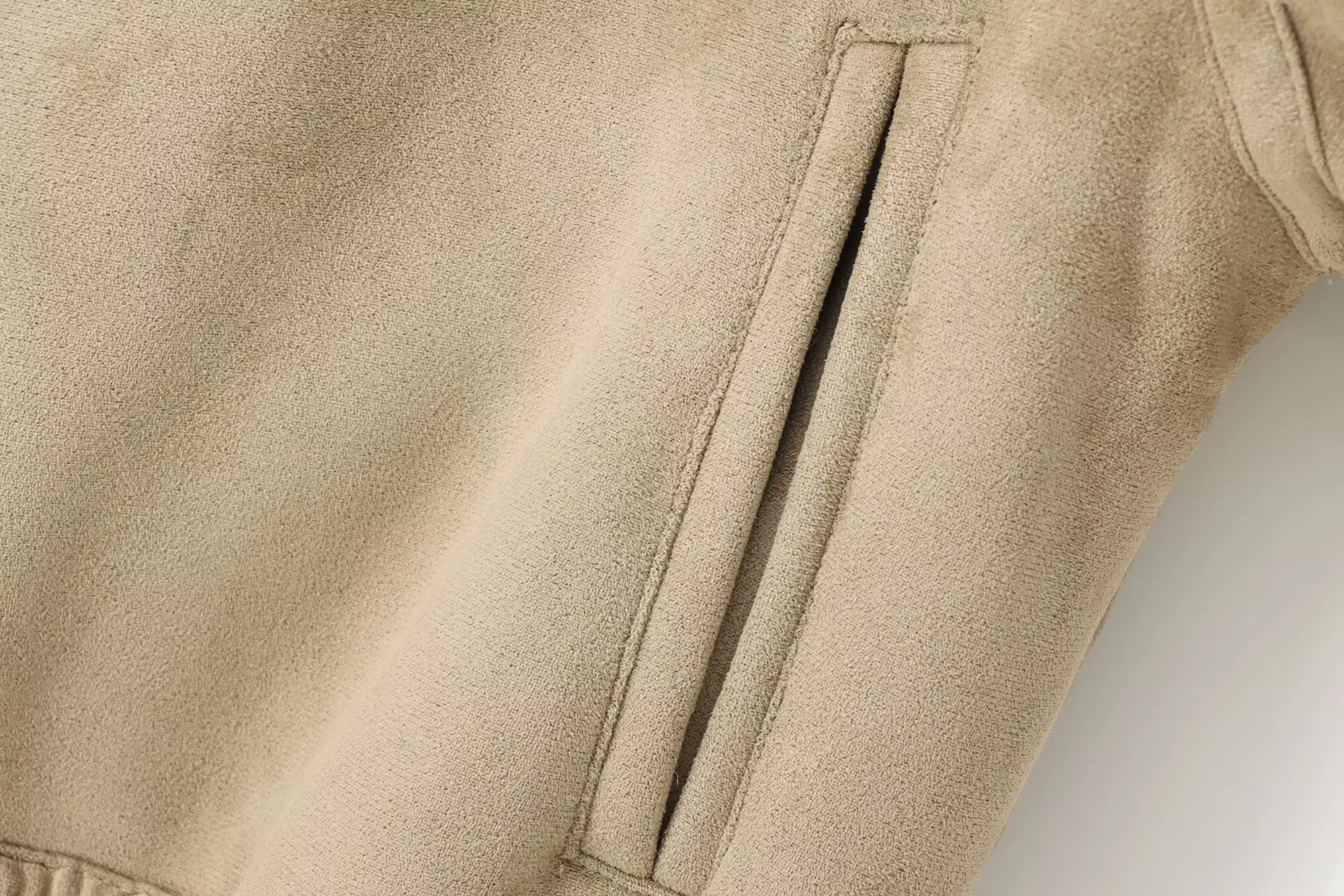 سترة نسائية عصرية جديدة لعام 2025 بتصميم جديد مزدوج الجوانب، سترة مقاومة للرياح متعددة الوظائف