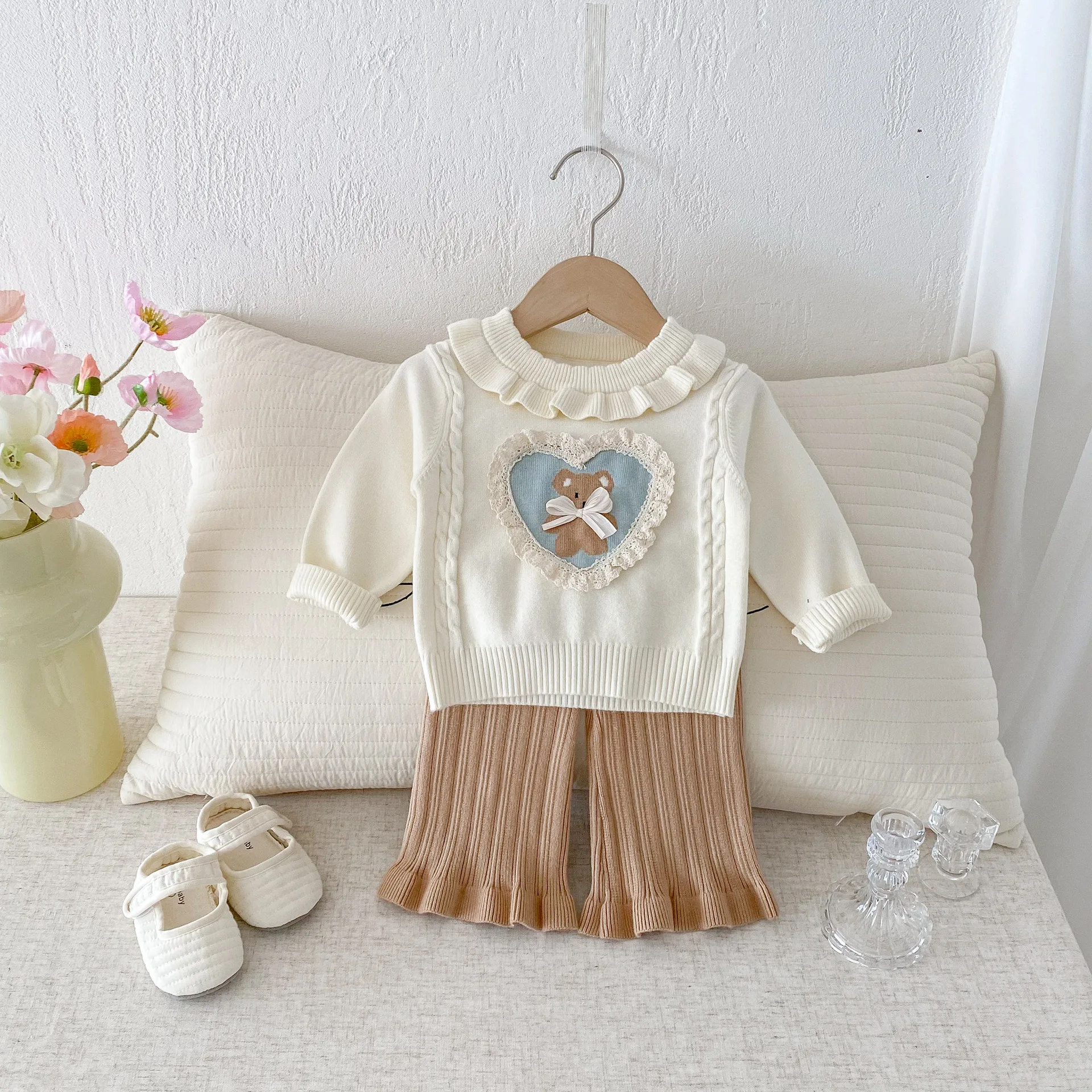 Korean Baby Girl's Sweater Clothes Set 2025 Autumn And Winter New Girls Knitted Sweater Coat +bell Bottoms 2pcs Pants Suit