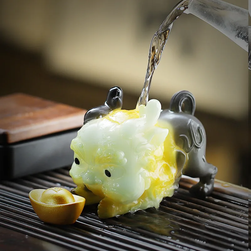 Color-changing Tea Pet Pixiu Holding Ingot Tea Table Desktop Ornament Tea From Pet Tea Playing Kung Fu Tea Set Jewelrydecoration
