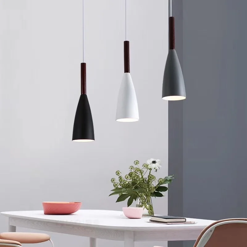 

LED Macaron Colored Pendant Light, Postmodern Nordic Style Black Single Head Iron Wood Pole E27 Restaurant Pendant Light