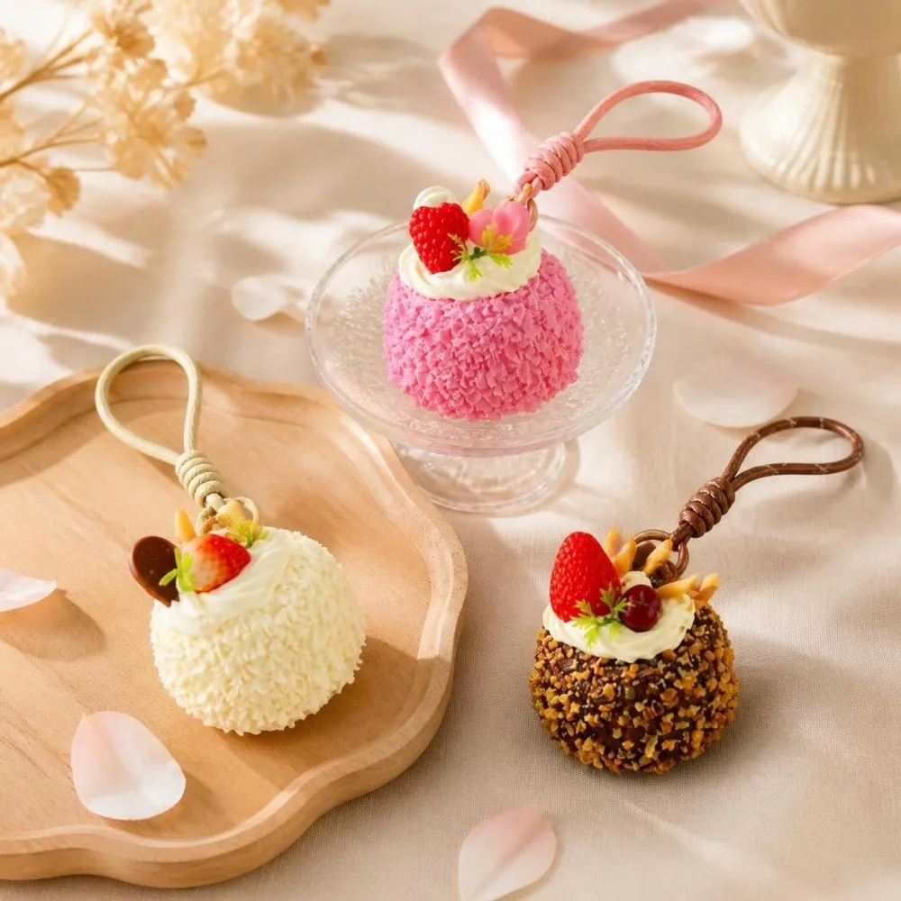 Realistic Simulation Cake Keychain Strawberry Decoration Mousse Cake Pendant Chocolate Fruit Cream Cake Hanging