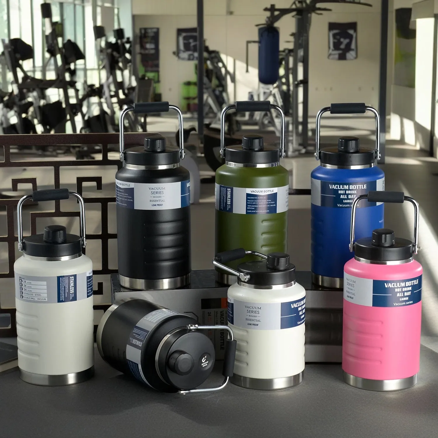 1 Large 2000ml Sports Water Bottle, 2000ml Outdoor Portable Bottle, Large-Mouth Ice Bucket, Cold Water Bottle, Thermal Bottle, Hot Water Bottle, Household Water Bottle, Lid with Magnetic Function, Easy to Store, Not Easy to Lose, Ice Bucket