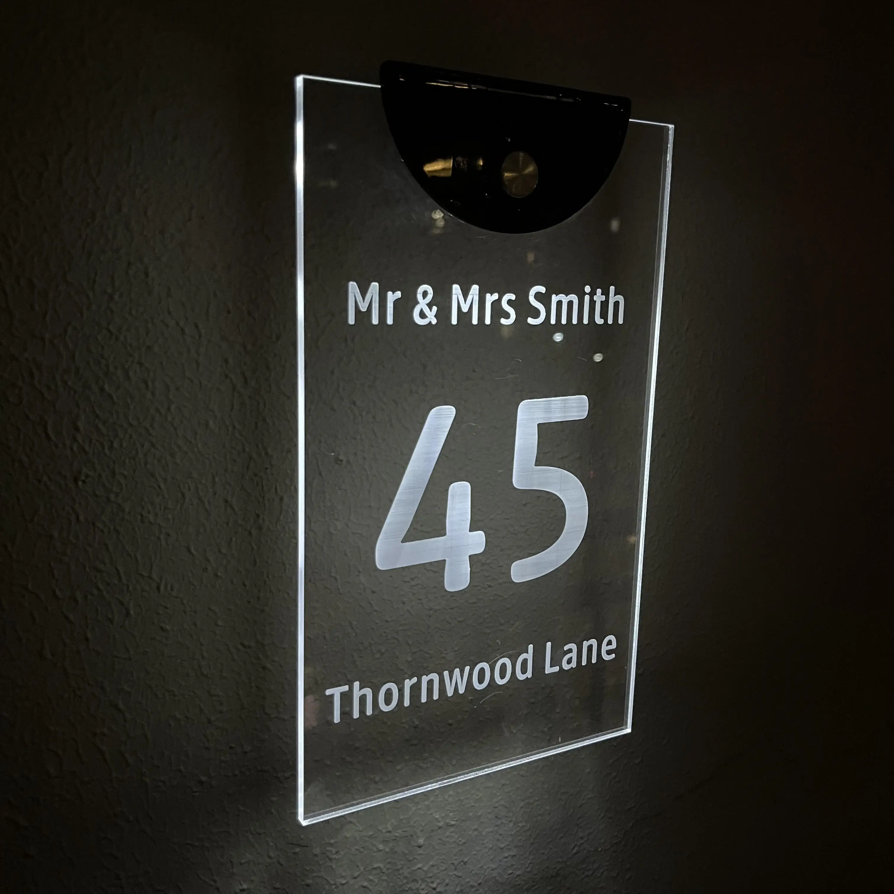 Personalized Acrylic Door Sign – Transparent Laser Engraved LED Light, Custom Text, Oval/Round/Rectangle Design