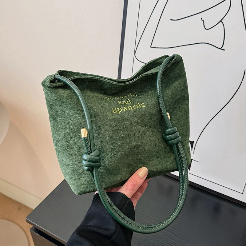 Damen-Handtasche aus Wildleder mit großer Kapazität und Buchstabenmuster, magnetische Schnalle, Samt, PU-Unterarmtasche im Retro-koreanischen Stil – Detail 20